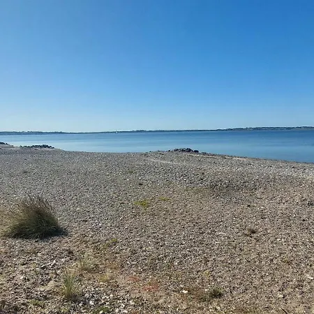 Med Fjordnær Beliggenhed
